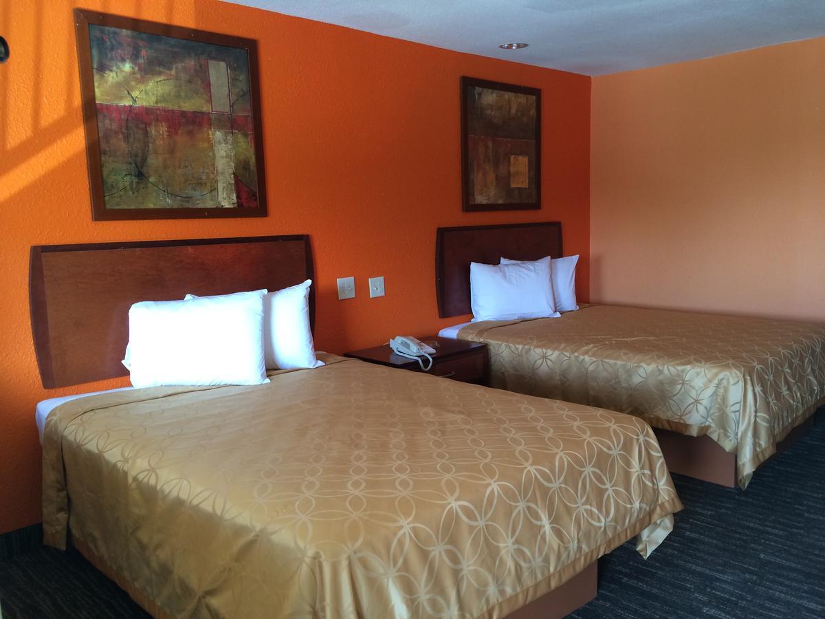 Select Inn And Suites Houston Bagian luar foto